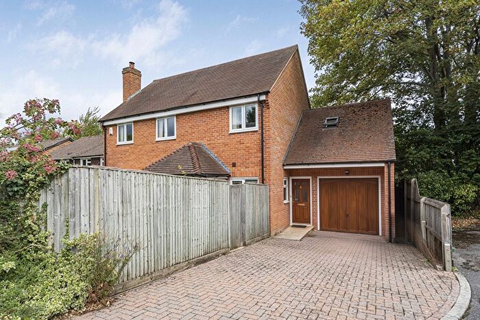 5 Bedroom Detached House For Sale In Bushnell Close, Headington, OX3