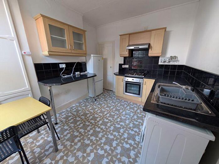 1 Bedroom Flat To Rent In High Street, Harborne, Birmingham, B17