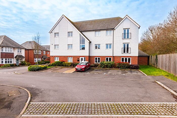 2 Bedroom Flat For Sale In Vellum Drive, Sittingbourne, ME10