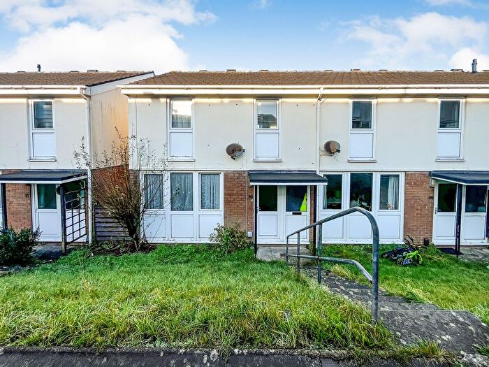 3 Bedroom End Of Terrace House For Sale In Westfield, Plymouth, PL7