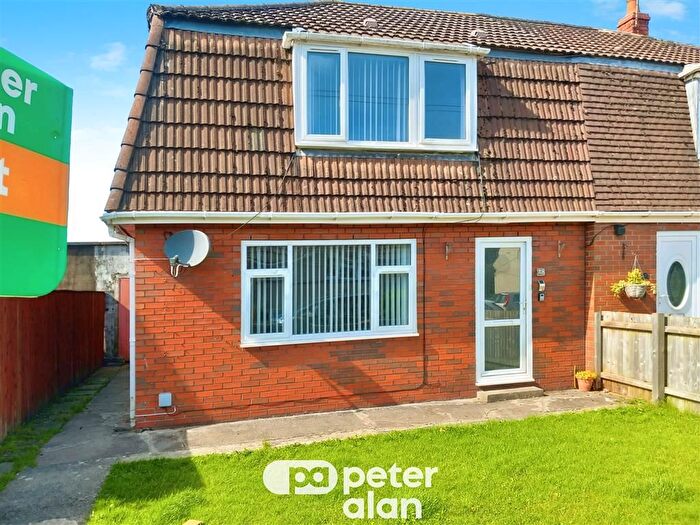 3 Bedroom Semi-Detached House To Rent In Heol Esgyn, Rhigos, Aberdare, CF44