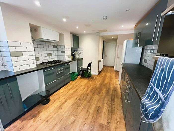 10 Bedroom Semi-Detached House To Rent In Norman Road, Fallowfield, M14