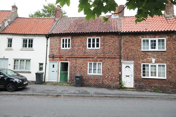 3 Bedroom Terraced House For Sale In Enterpen, Hutton Rudby, Yarm, TS15