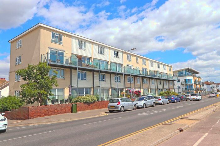 2 Bedroom Flat To Rent In Eastern Esplanade, Southend On Sea, SS1