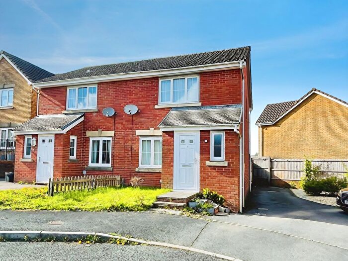 2 Bedroom Semi-Detached House To Rent In Cyfarthfa Rise, Heolgerrig, CF48