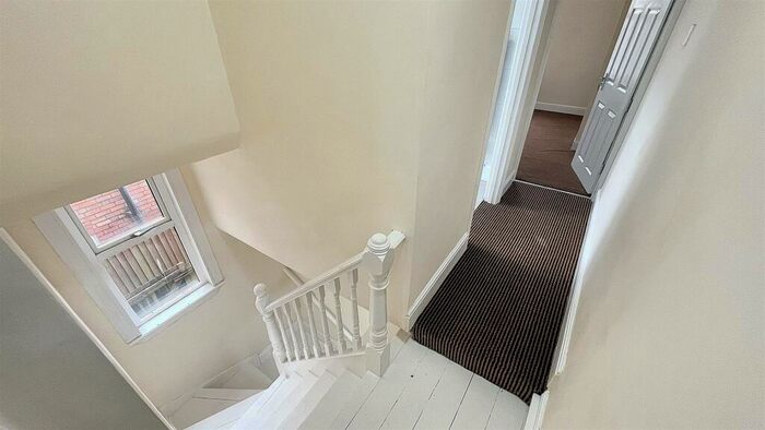 3 Bedroom Terraced House For Sale In Eastwood Road, Balsall Heath, B12