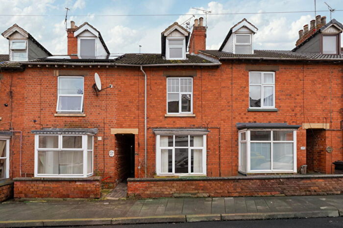 3 Bedroom Terraced House For Sale In Edward Street In Grantham, NG31