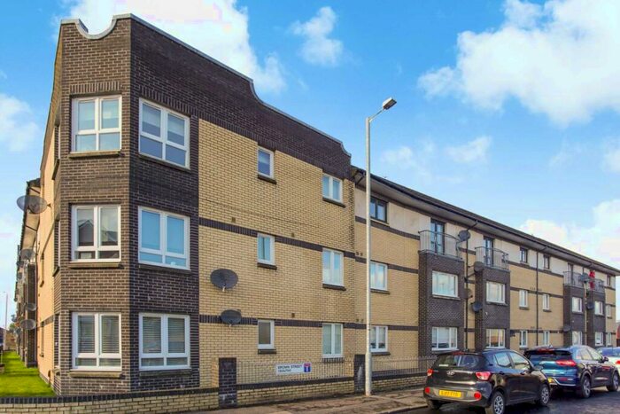 2 Bedroom Flat To Rent In Clark Street, Renfrew, PA4