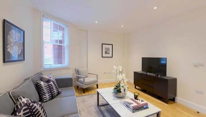 1 Bedroom Flat To Rent In Hamlet Gardens, Hammersmith, W6