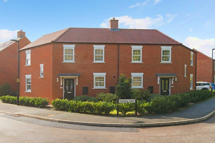 3 Bedroom Semi-Detached House For Sale In The Swere, Deddington, OX15