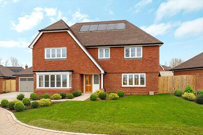 4 Bedroom Detached House For Sale In Manorwood, West Horsley, Leatherhead, Surrey, KT24