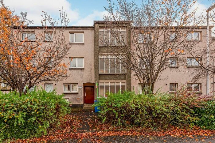 2 Bedroom Flat To Rent In Bruce Gardens, Dalkeith, Midlothian, EH22