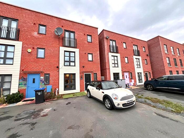 4 Bedroom Semi Detached House For Sale In Hever Close, St. Crispin, Northampton, NN5