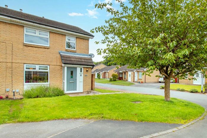 3 Bedroom Semi-Detached House For Sale In Newcastle Close, Drighlington, BD11