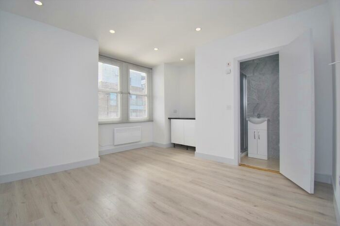 Studio To Rent In George Lane London, SE13