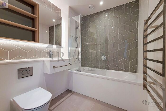 1 Bedroom Flat For Sale In Blenheim Mansions, Mary Neuner Road, N8