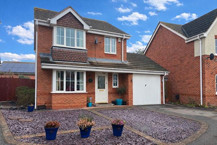 3 Bedroom Detached House For Sale In Whitehaven Grove, Chellaston, DE73