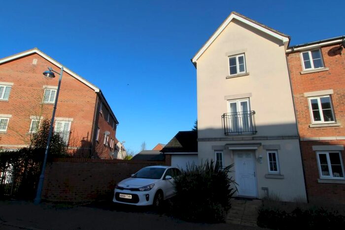 3 Bedroom Town House To Rent In Greenhaze Lane, Great Cambourne, Cambridge, CB23