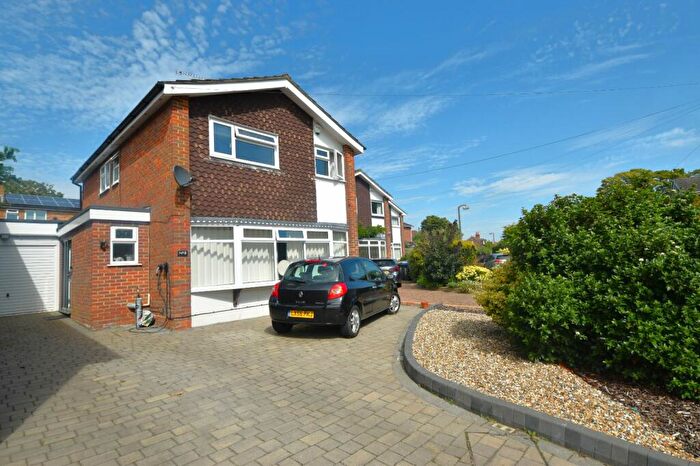 3 Bedroom Detached House To Rent In St. Peters Close, Burnham, Slough, Buckinghamshire, SL1