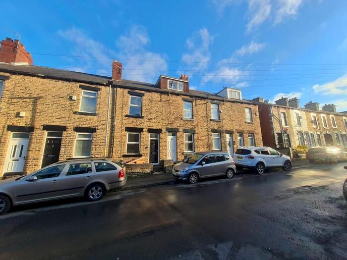 2 Bedroom Property To Rent In Blenheim Road, Barnsley S70