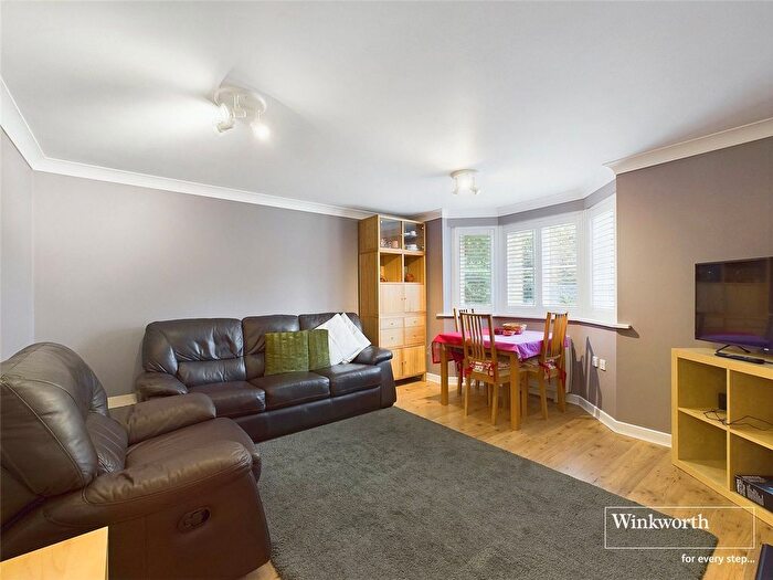 2 Bedroom Flat To Rent In Avenue Heights, Basingstoke Road, Reading, Berkshire, RG2