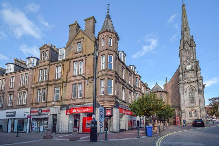 2 Bedroom Flat To Rent In High Street, Arbroath, Angus, DD11