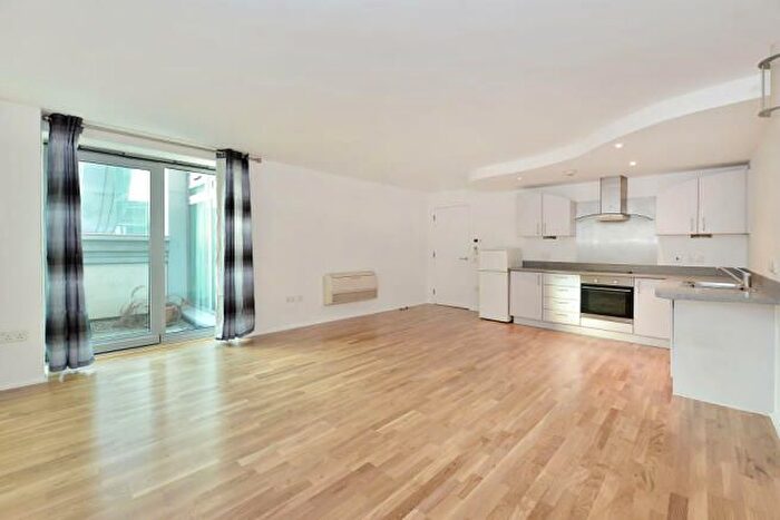 1 Bedroom Flat To Rent In Westminster Bridge Road, London, SE1
