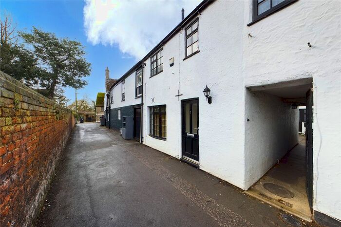 2 Bedroom Terraced House To Rent In Chapel Court, St. Ives, Cambridgeshire, PE27