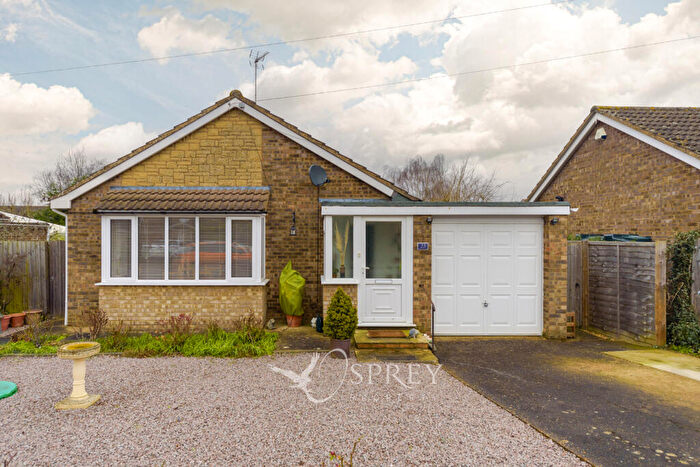 3 Bedroom Bungalow For Sale In Pierce Crescent, Warmington, Northamptonshire, PE8