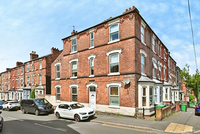5 Bedroom End Of Terrace House For Sale In Claypole Road, Nottingham, Nottinghamshire, NG7