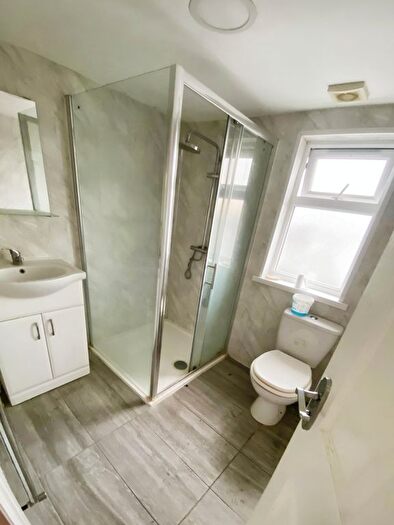1 Bedroom Terraced House To Rent In Durham Place, Eton Road, Ilford, IG1