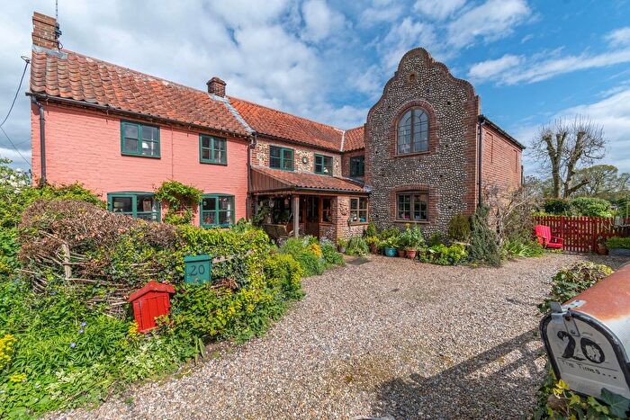 4 Bedroom Detached House For Sale In Barney Road, Fulmodeston, NR21