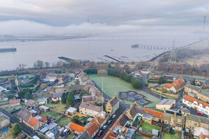 2 Bedroom Detached House For Sale In John Street, Kincardine, FK10