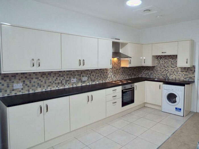 2 Bedroom House To Rent In Hounds Gate House, NG1