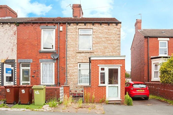 2 Bedroom End Of Terrace House For Sale In Cemetery Road, Ryhill, Wakefield, WF4