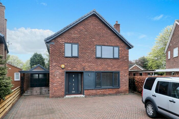 3 Bedroom Property To Rent In Dunstan Crescent, Worksop, S80