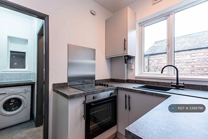 1 Bedroom Flat To Rent In Wellington Street, Nottingham, NG3