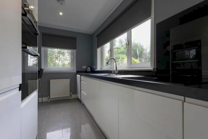 1 Bedroom Flat To Rent In Chestnut Row, Aberdeen, AB25