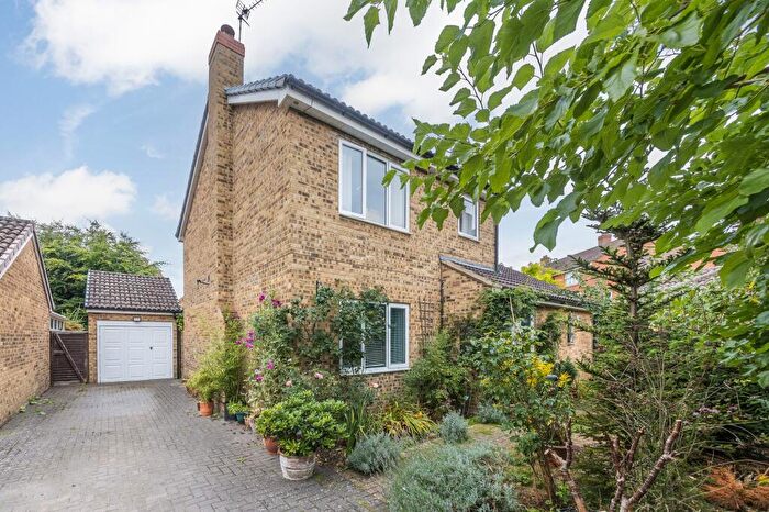 4 Bedroom Detached House For Sale In Hermitage Road, Abingdon, OX14