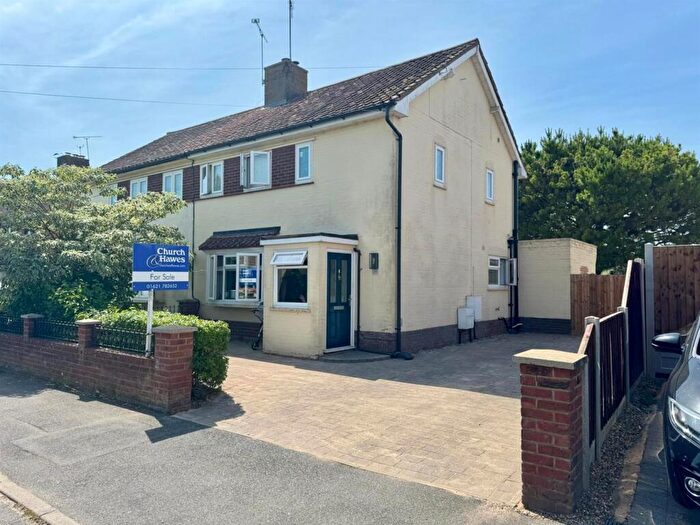 3 Bedroom Semi-Detached House For Sale In Normandy Avenue, Burnham-on-Crouch, CM0