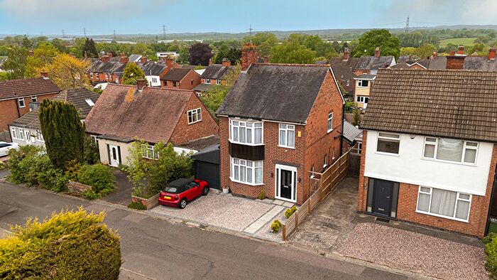 3 Bedroom Detached House For Sale In Pine Road, Glenfield, LE3
