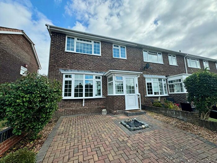 3 Bedroom End Of Terrace House To Rent In Ticonderoga Gardens, Southampton, SO19