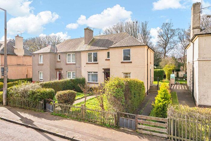 2 Bedroom Flat For Sale In Whitson Walk, Balgreen, Edinburgh, EH11