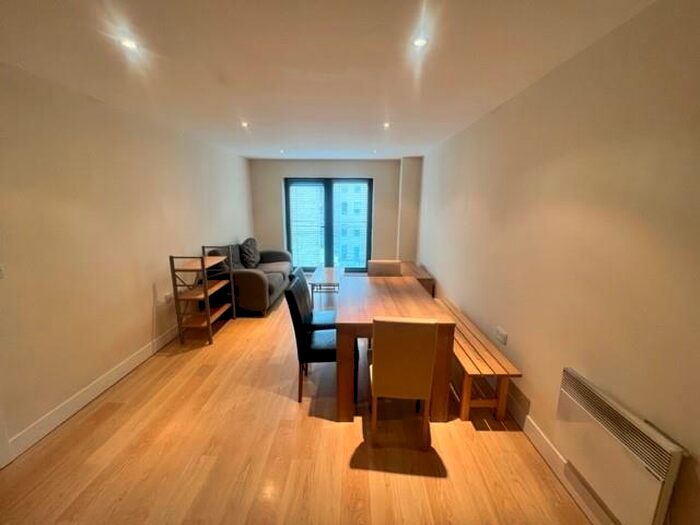 1 Bedroom Flat To Rent In The Empress, Sunbridge, Bradford, BD1