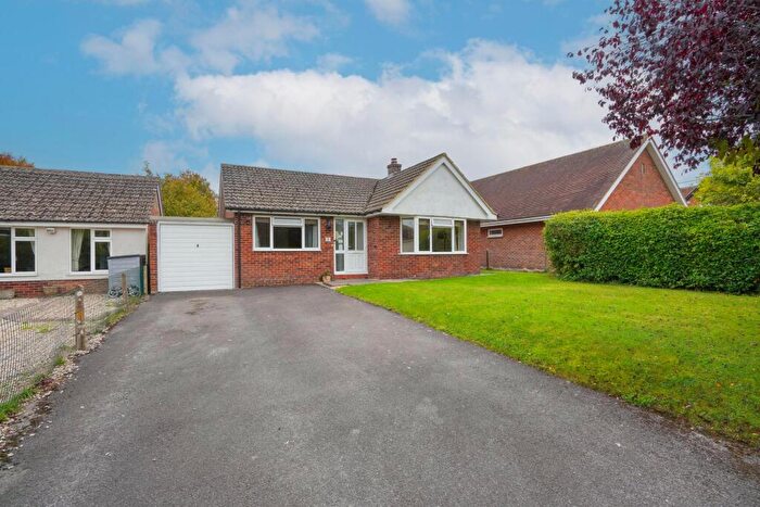 4 Bedroom Detached Bungalow For Sale In Croft End, Letcombe Regis, OX12