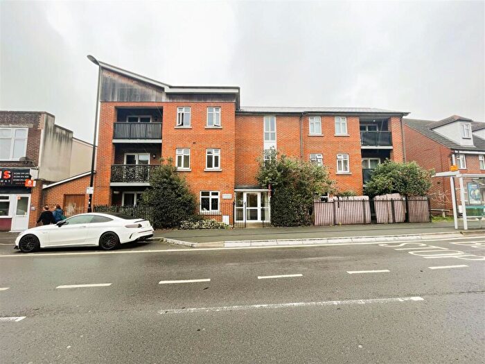 1 Bedroom Apartment To Rent In Shirley Road, Southampton, SO15