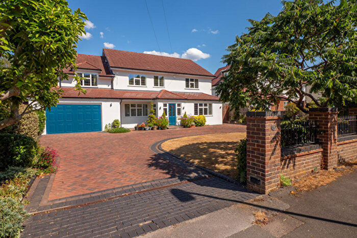 6 Bedroom Detached House For Sale In Wilbury Avenue, Cheam, Sutton, SM2