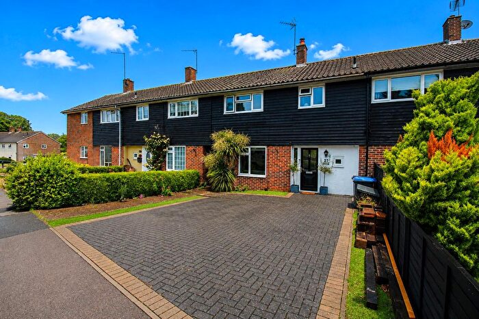 3 Bedroom Terraced House For Sale In Stackfield, Harlow, CM20