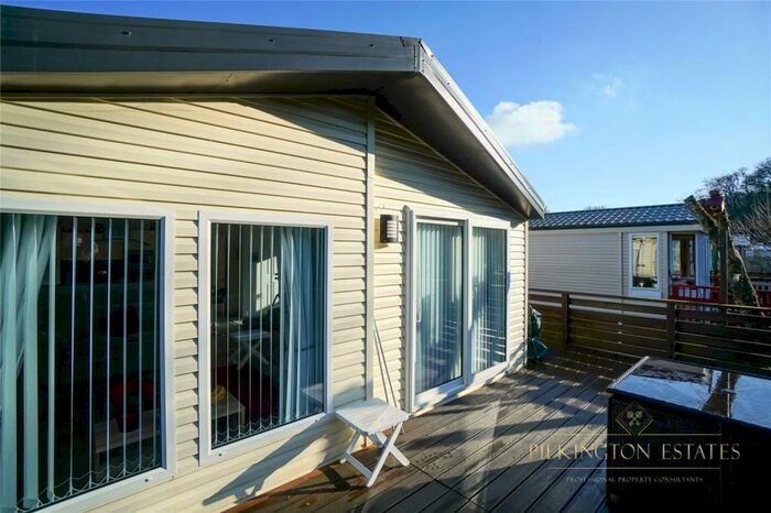 2 Bedroom Bungalow For Sale In Notter, Saltash, PL12