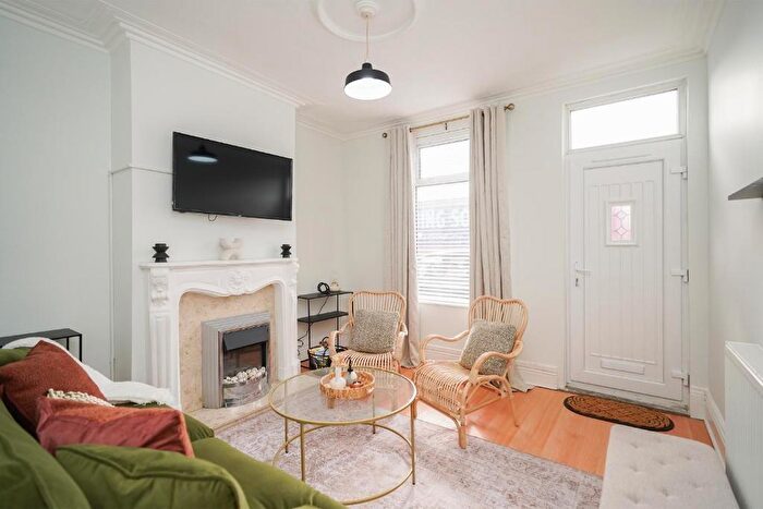 3 Bedroom Terraced House To Rent In John Street, Sheffield, S2
